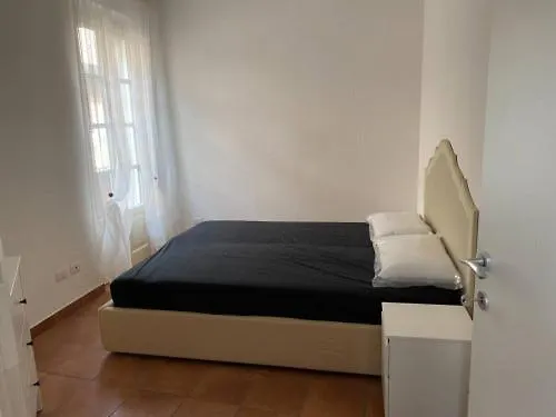La Corte Di Vicolo Torre Uboldo 0*,  Italia